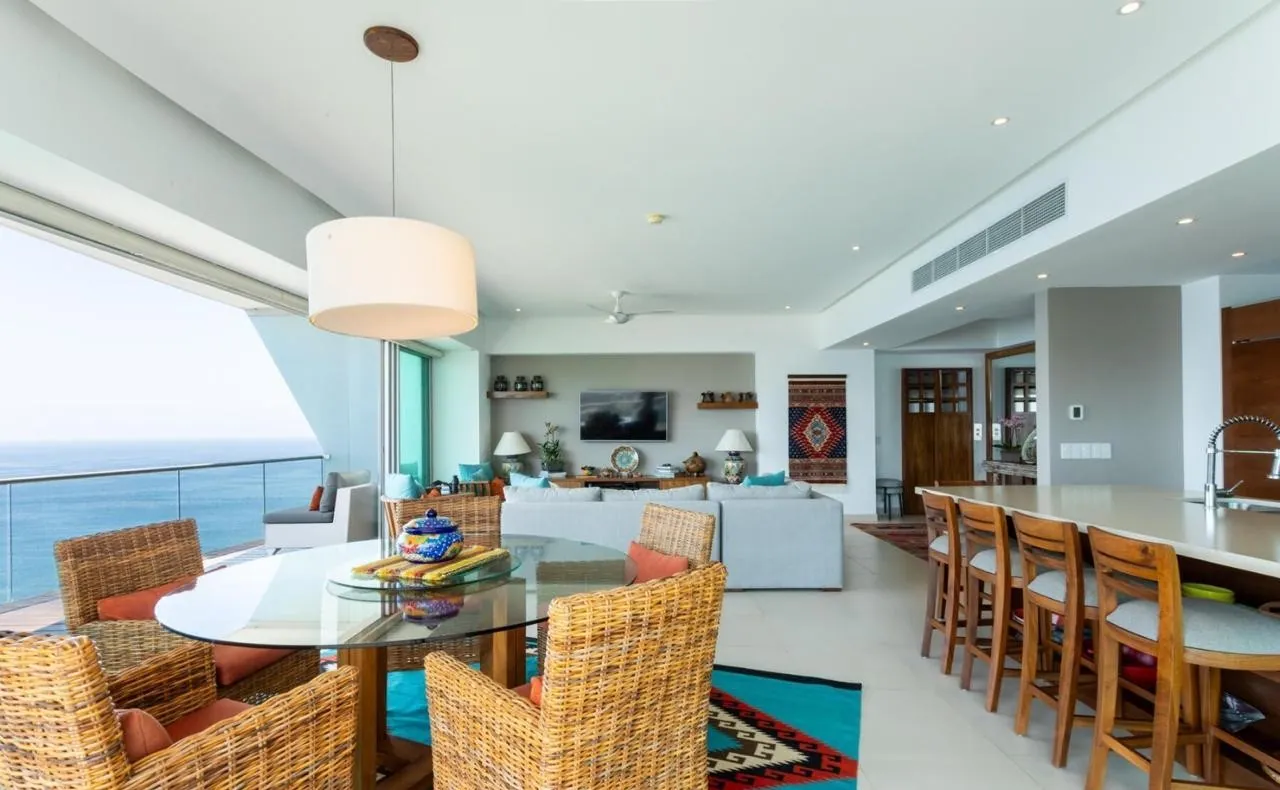 Residence 2301 at ICON Vallarta — El recibimiento